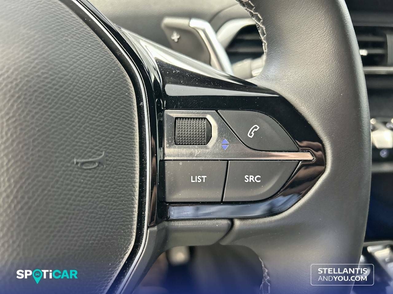 Foto Peugeot 5008 15