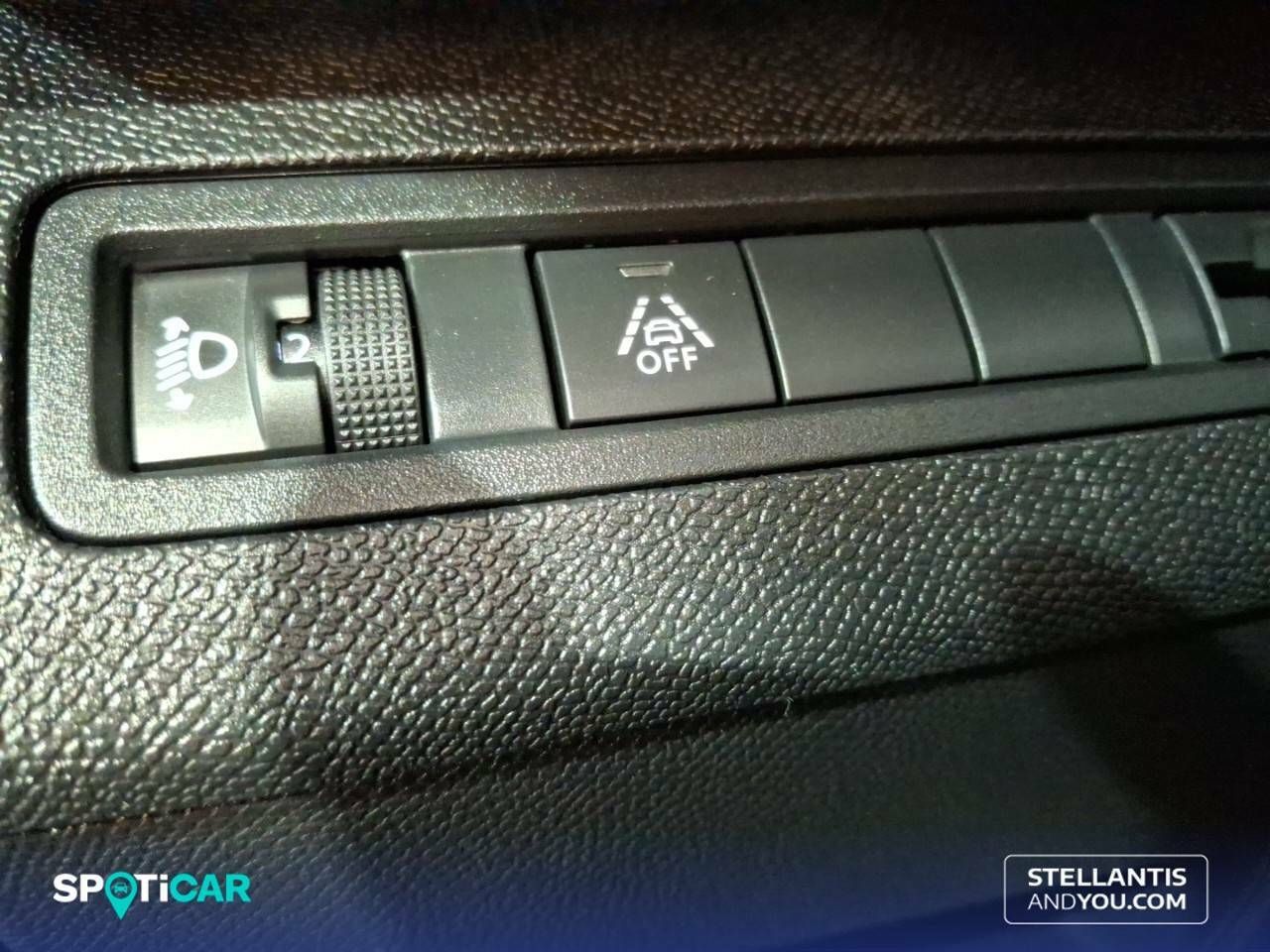 Foto Peugeot 5008 14