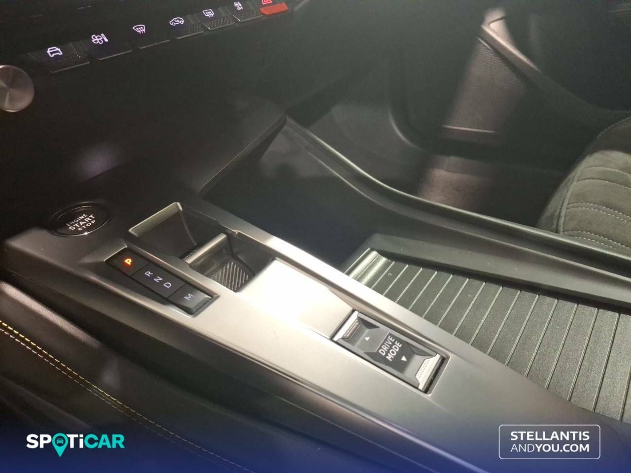 Foto Peugeot 408 12