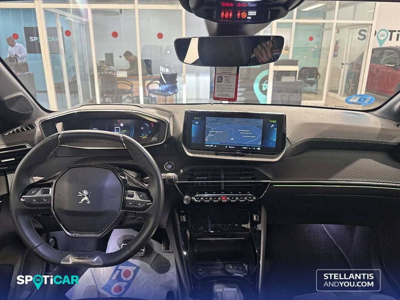 Foto Peugeot 208 8