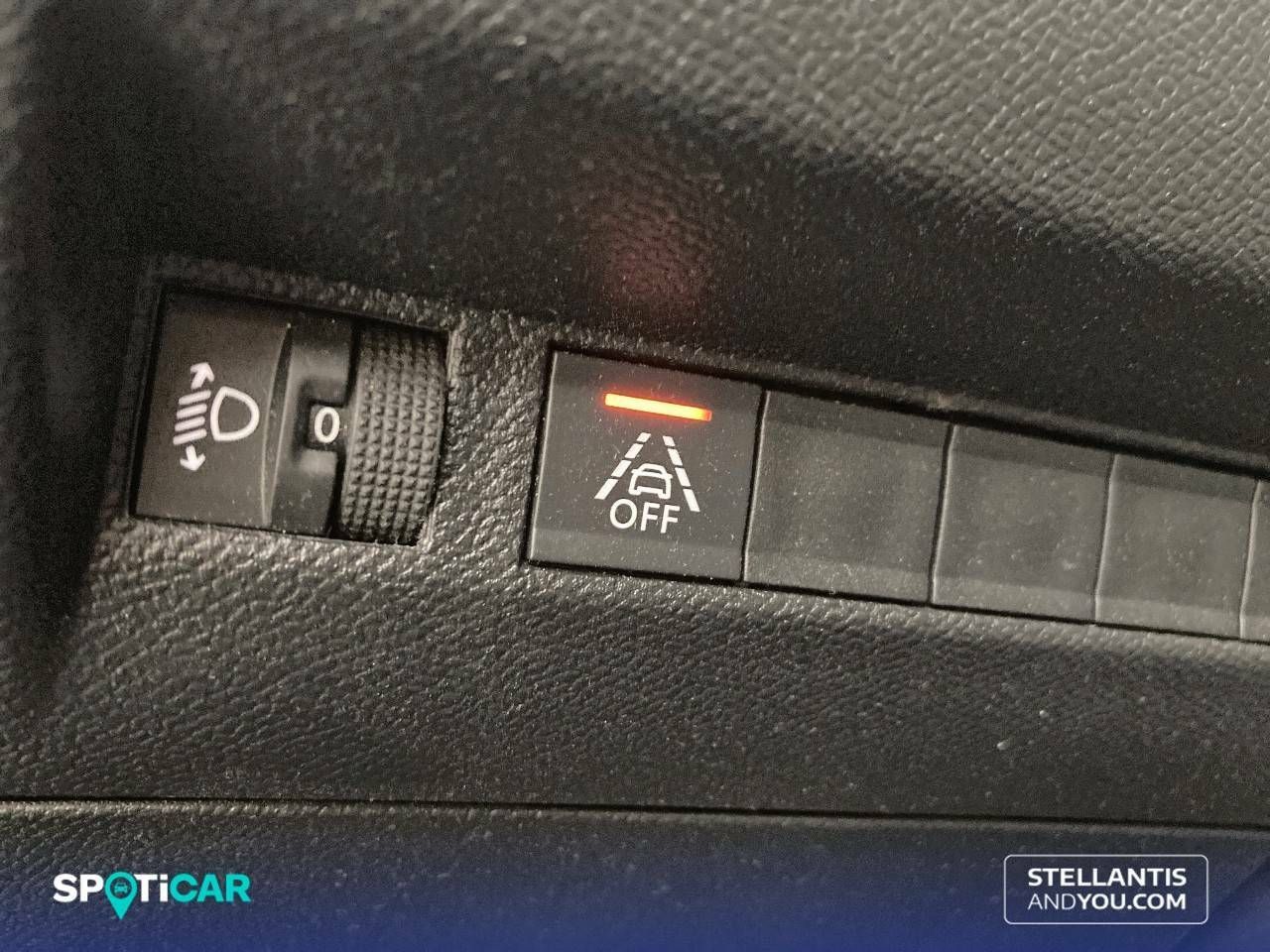 Foto Peugeot 2008 13