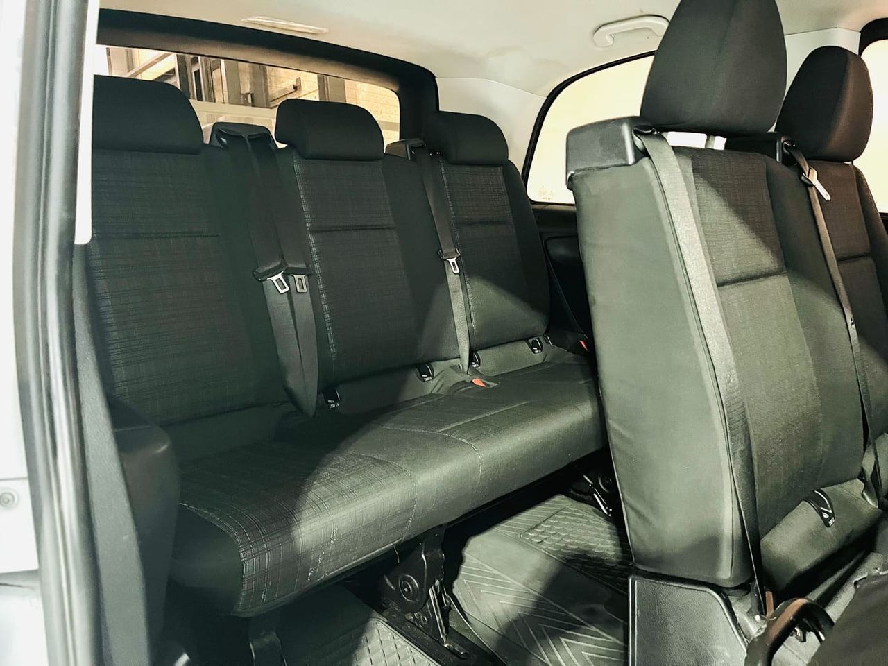 Foto Mercedes-Benz Vito 12