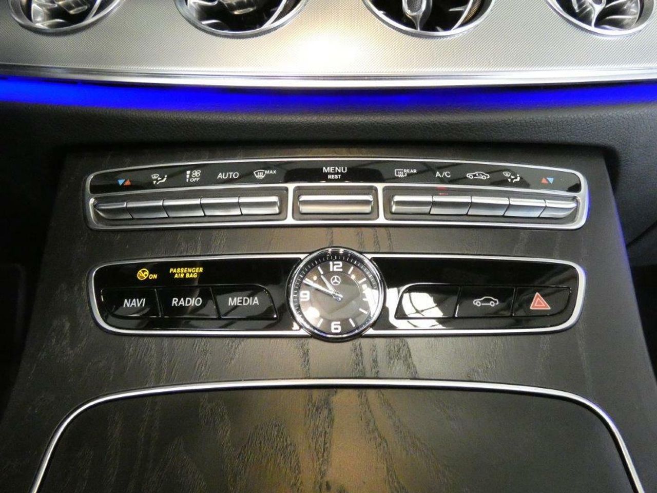 Foto Mercedes-Benz Clase E 12