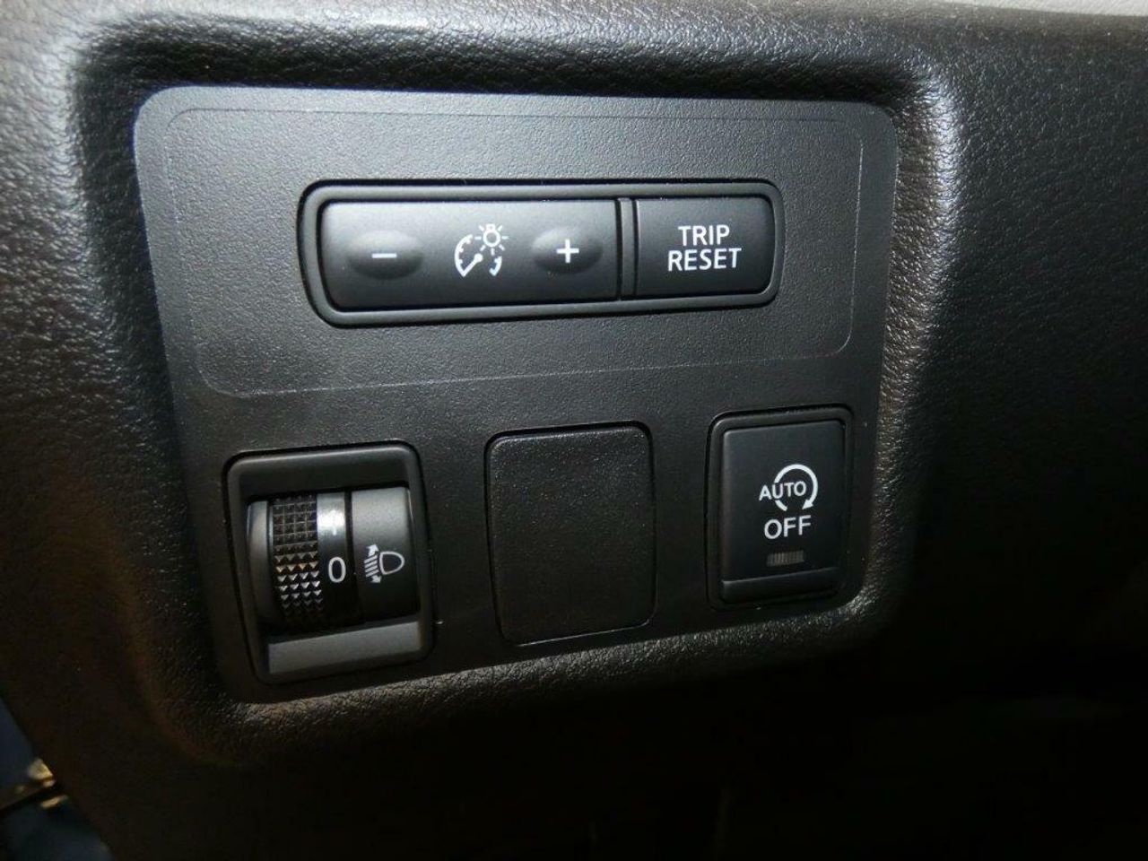 Foto Nissan Micra 12