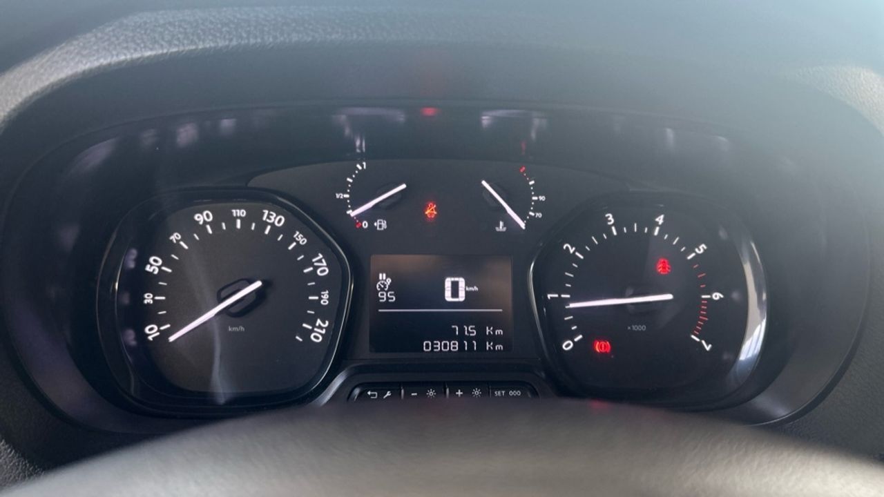Foto Opel Vivaro 10