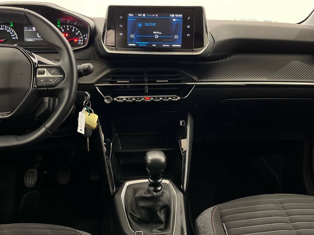 Foto Peugeot 208 16