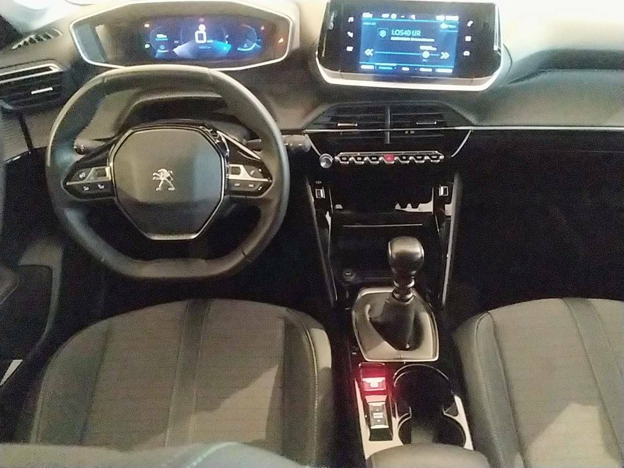 Foto Peugeot 208 8