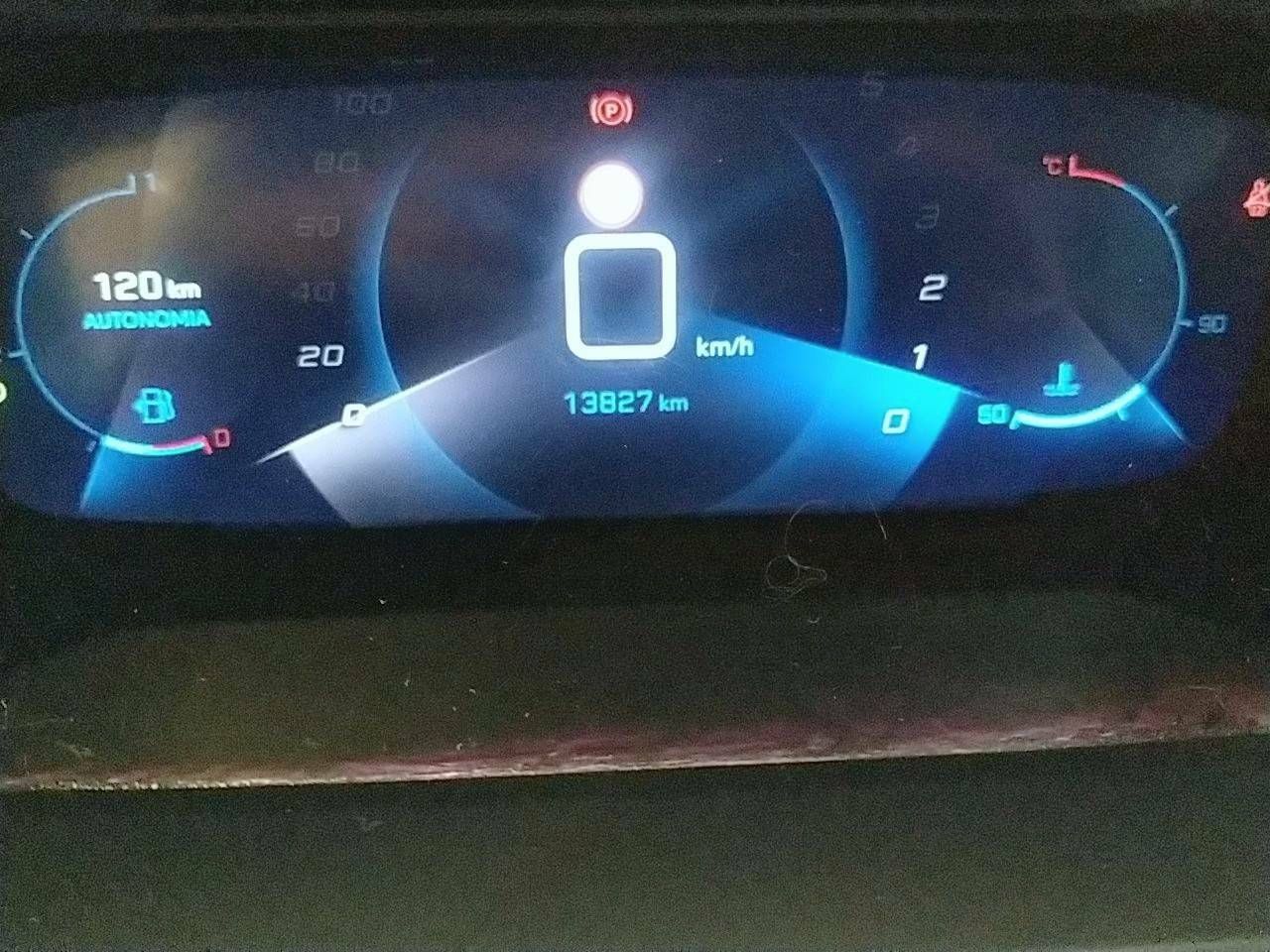 Foto Peugeot 208 13