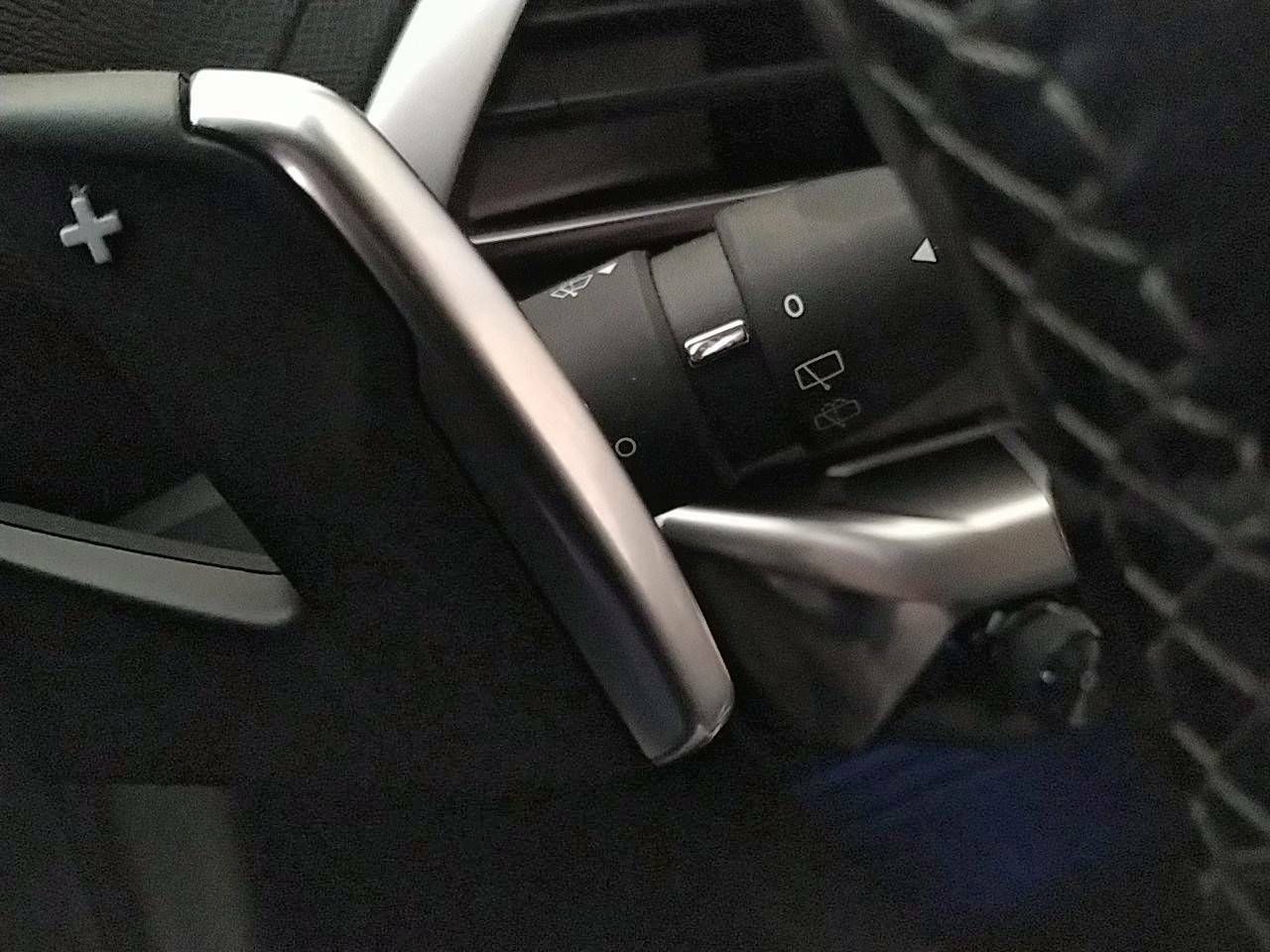 Foto Peugeot 5008 26