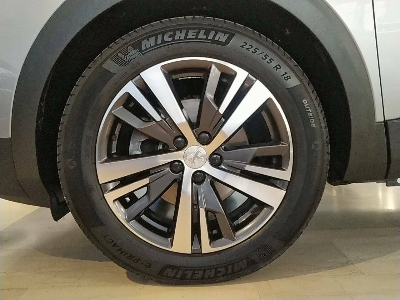 Foto Peugeot 5008 21