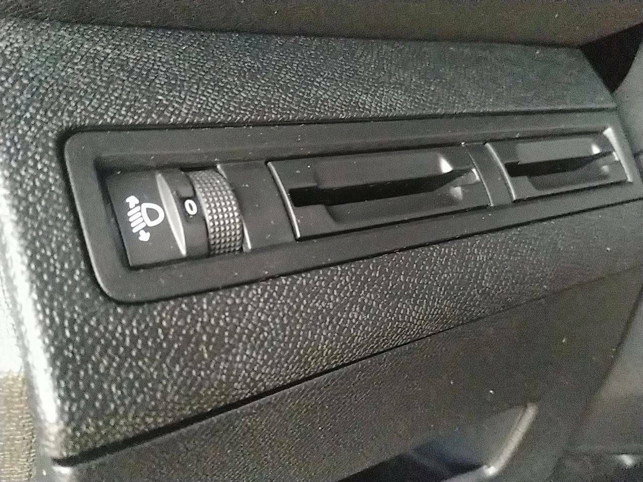 Foto Peugeot 5008 28