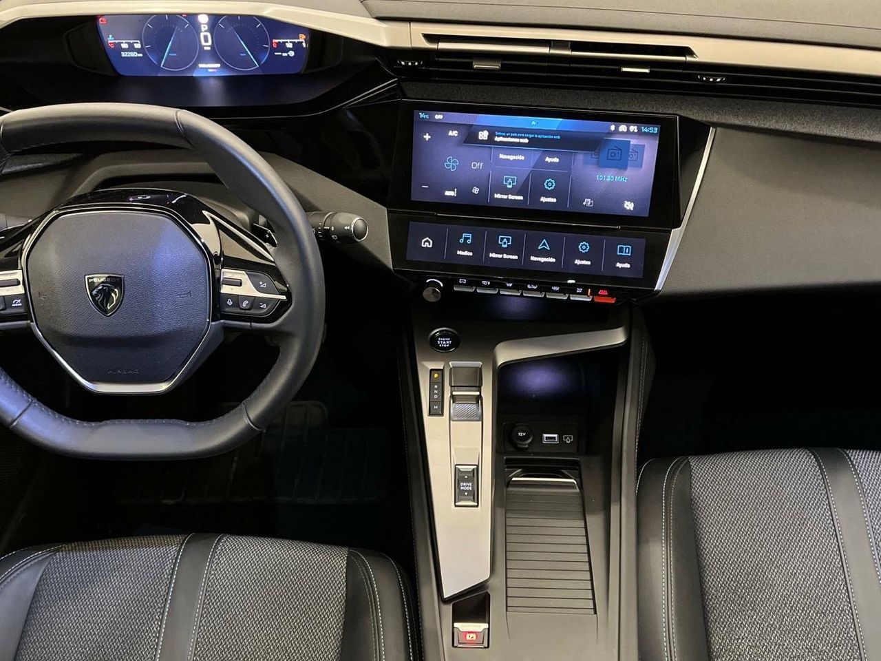 Foto Peugeot 308 8