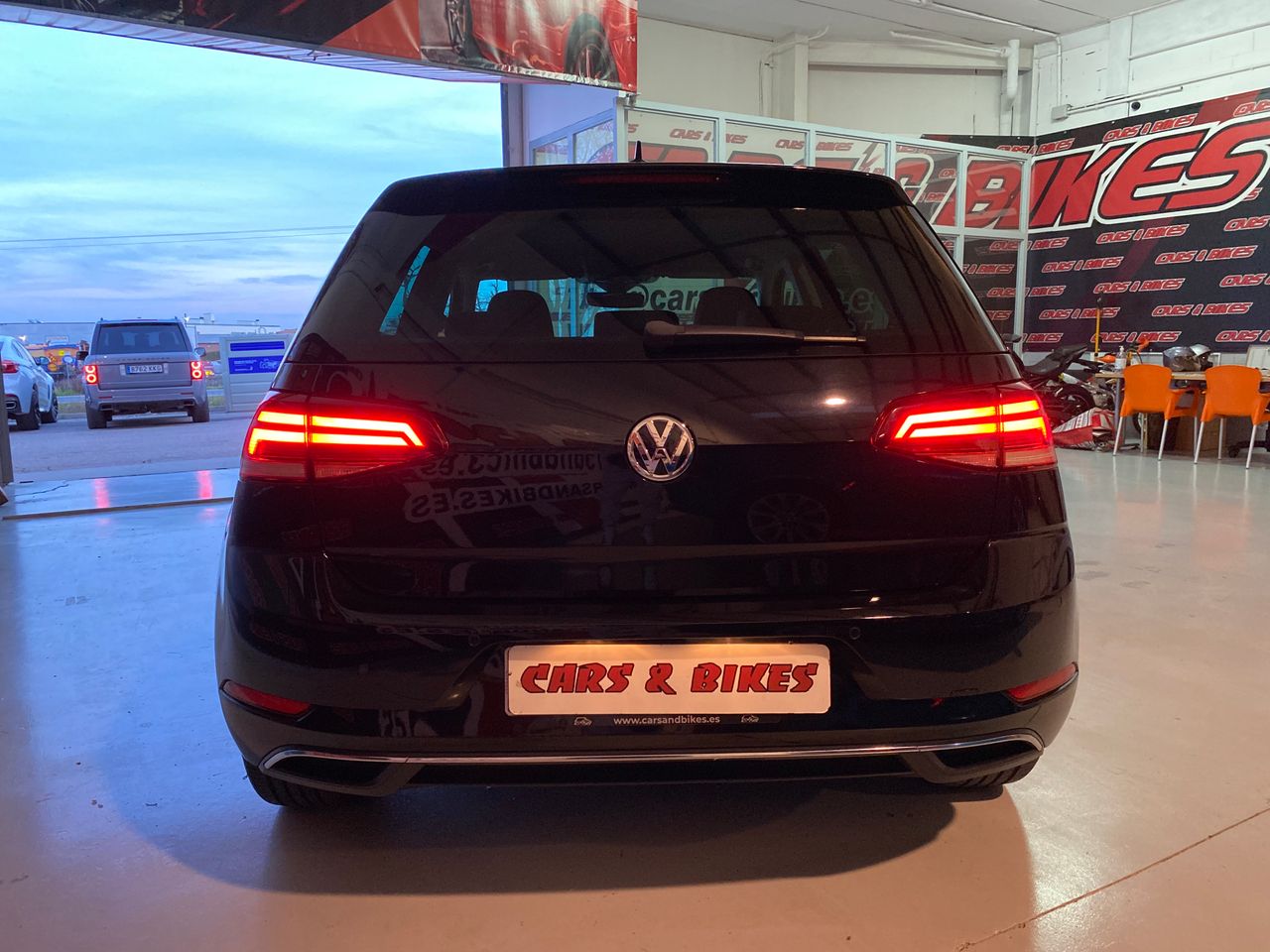 Foto Volkswagen Golf 9