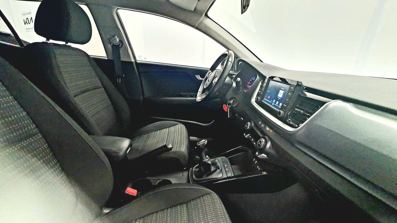 Foto Kia Stonic 9