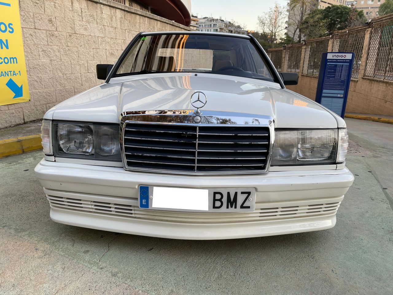 Foto Mercedes-Benz 190 4