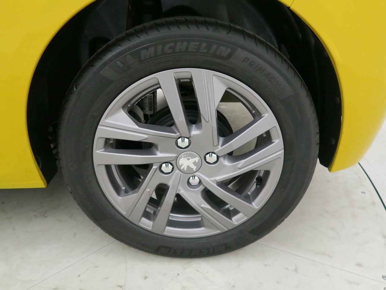 Foto Peugeot 208 12
