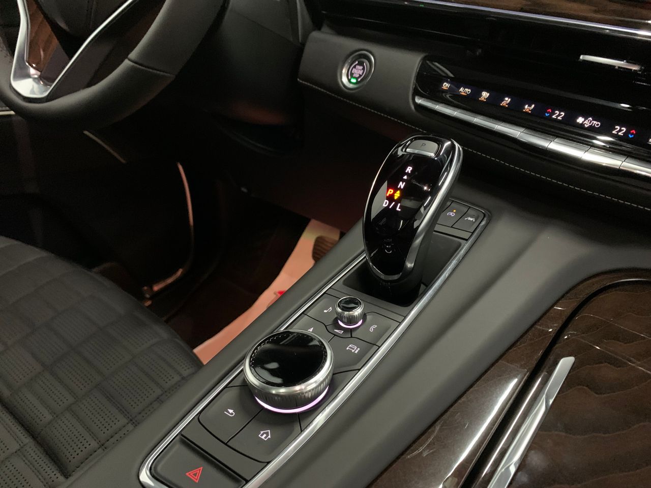 Foto Cadillac Escalade 14