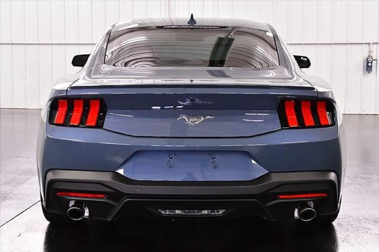 Foto Ford Mustang 5