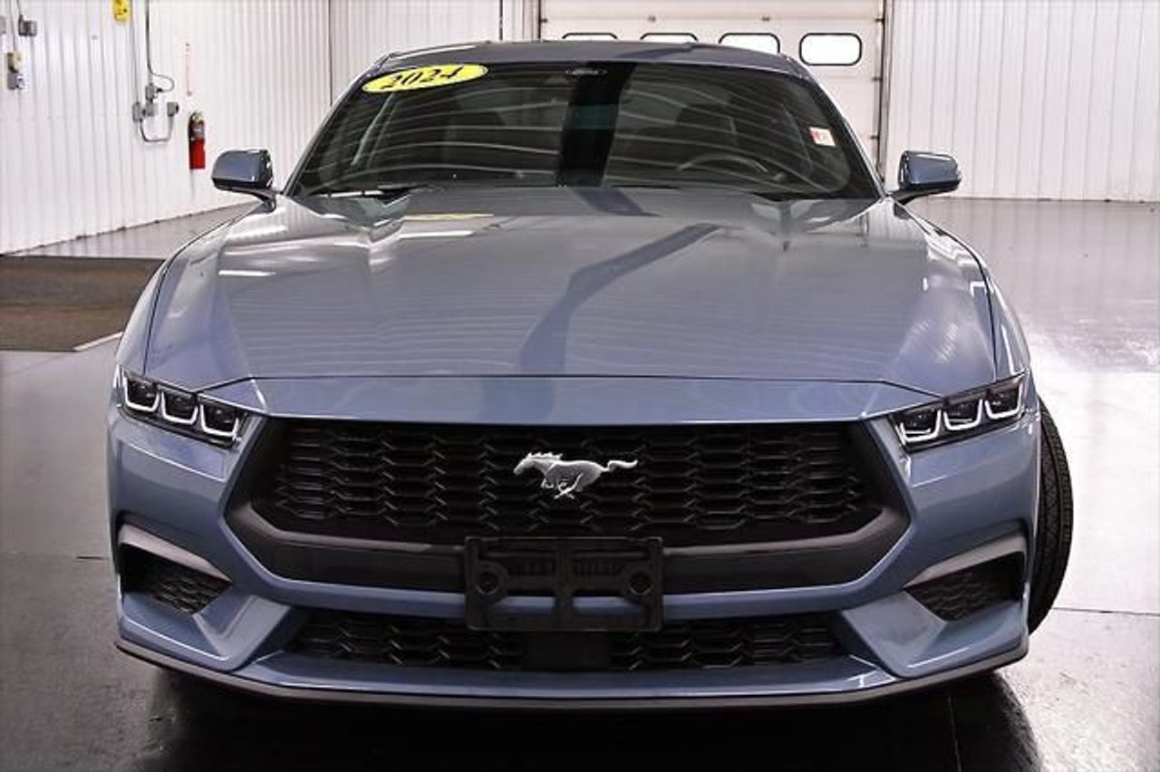 Foto Ford Mustang 6