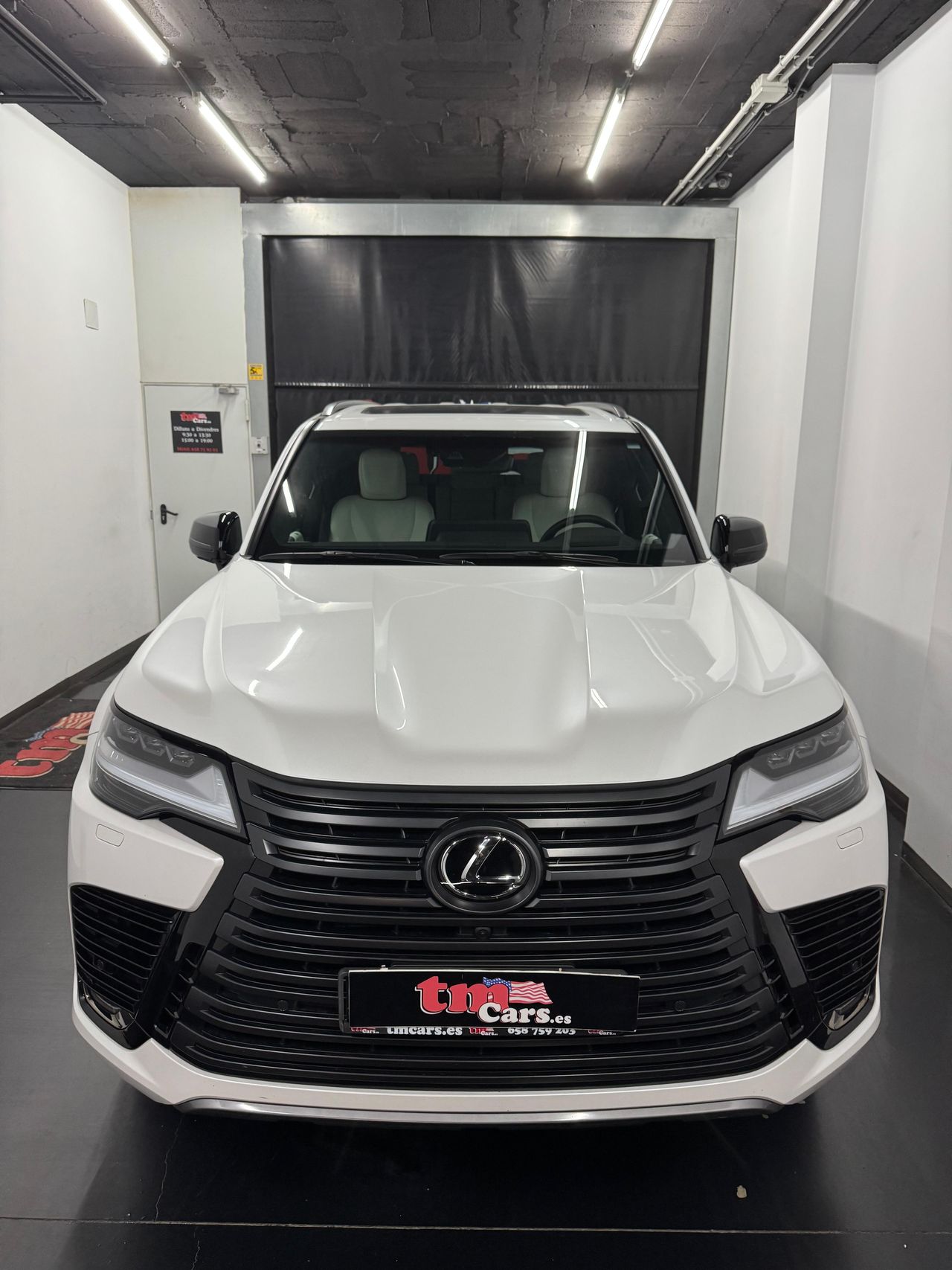 Foto Lexus LX 1