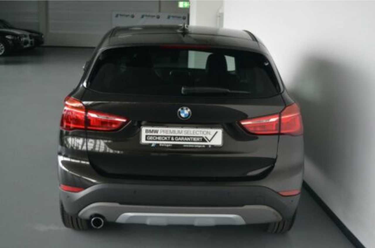 Foto BMW X1 4