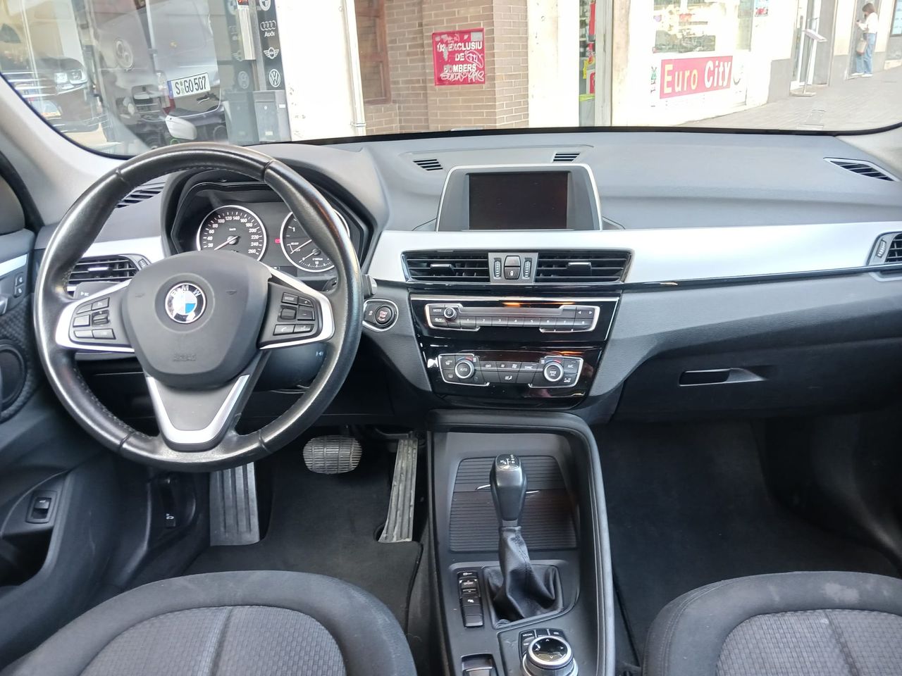 Foto BMW X1 7