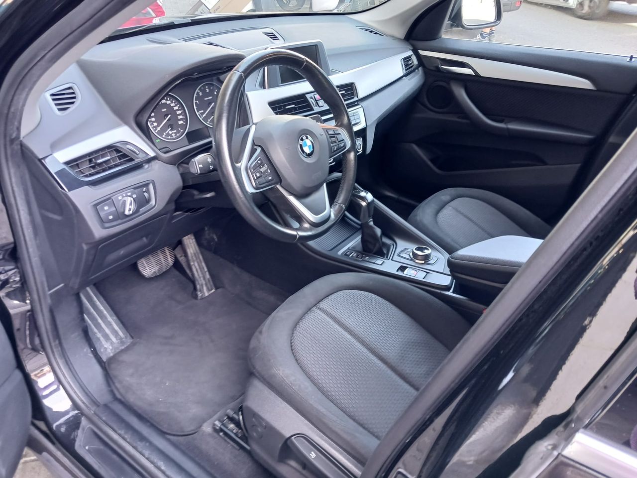 Foto BMW X1 9