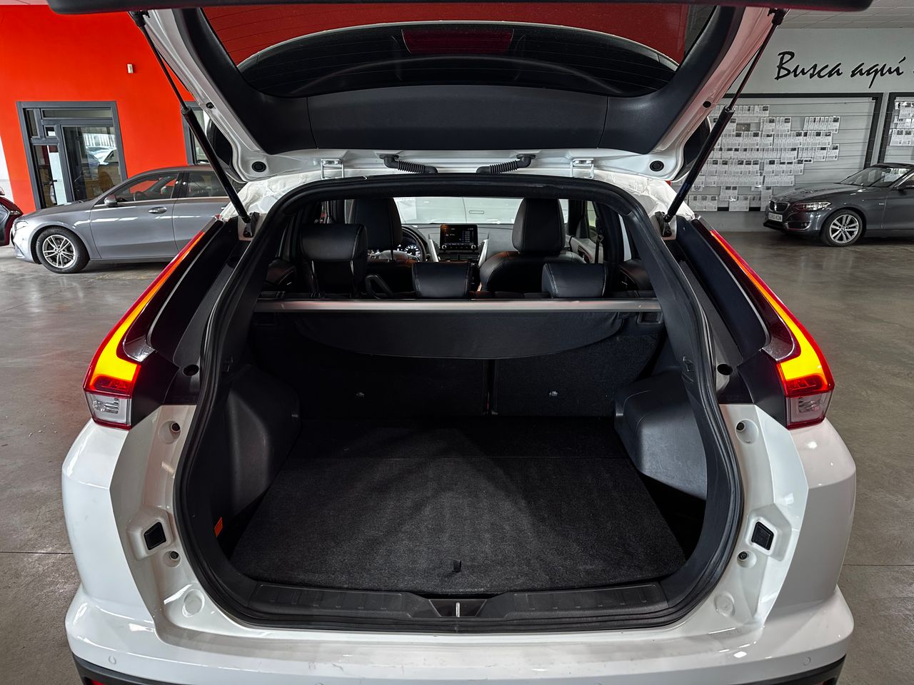 Foto Mitsubishi Eclipse Cross 8