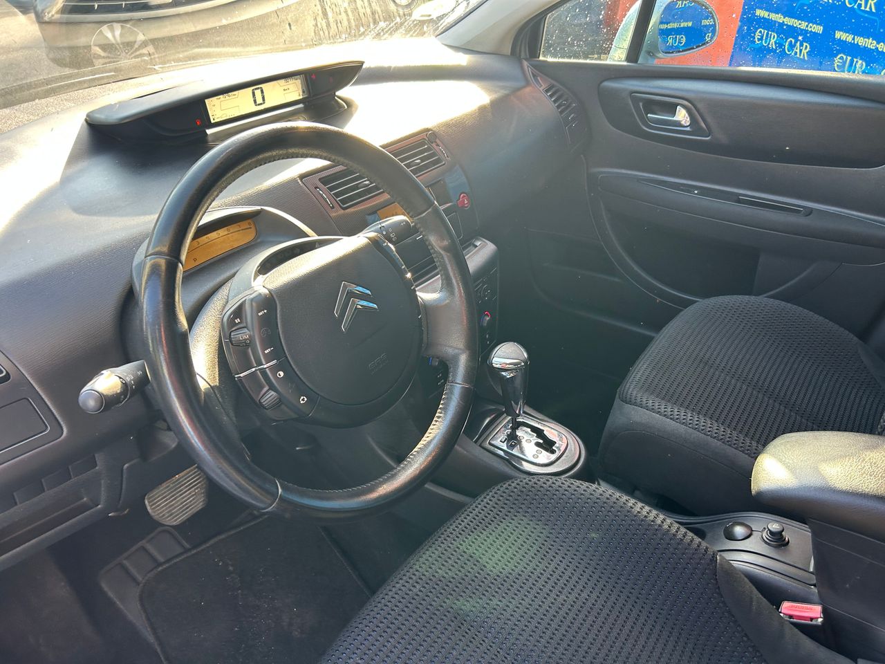 Foto Citroën C4 11