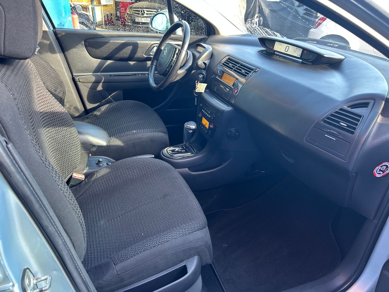 Foto Citroën C4 23