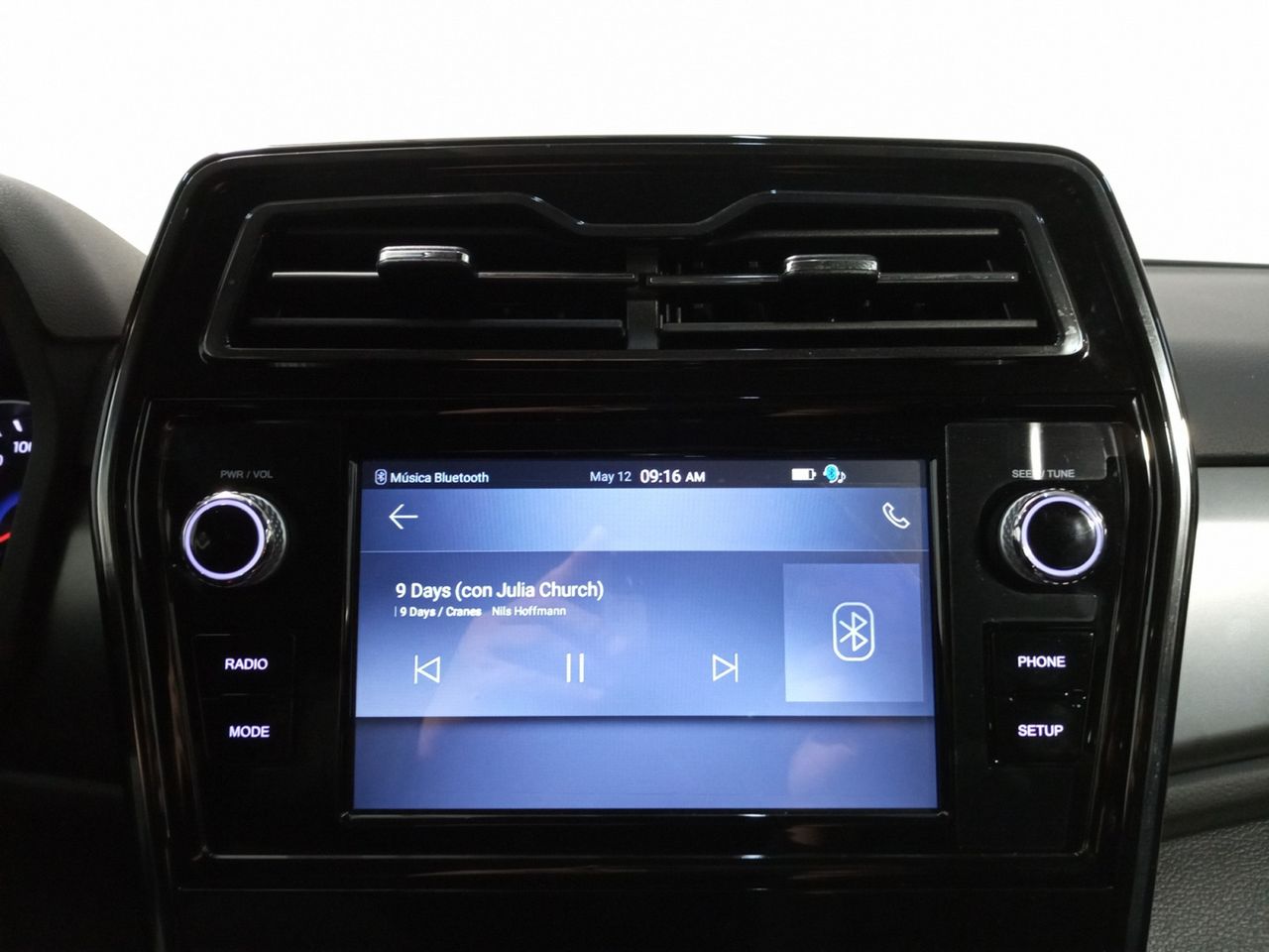 Foto SsangYong Tivoli 17