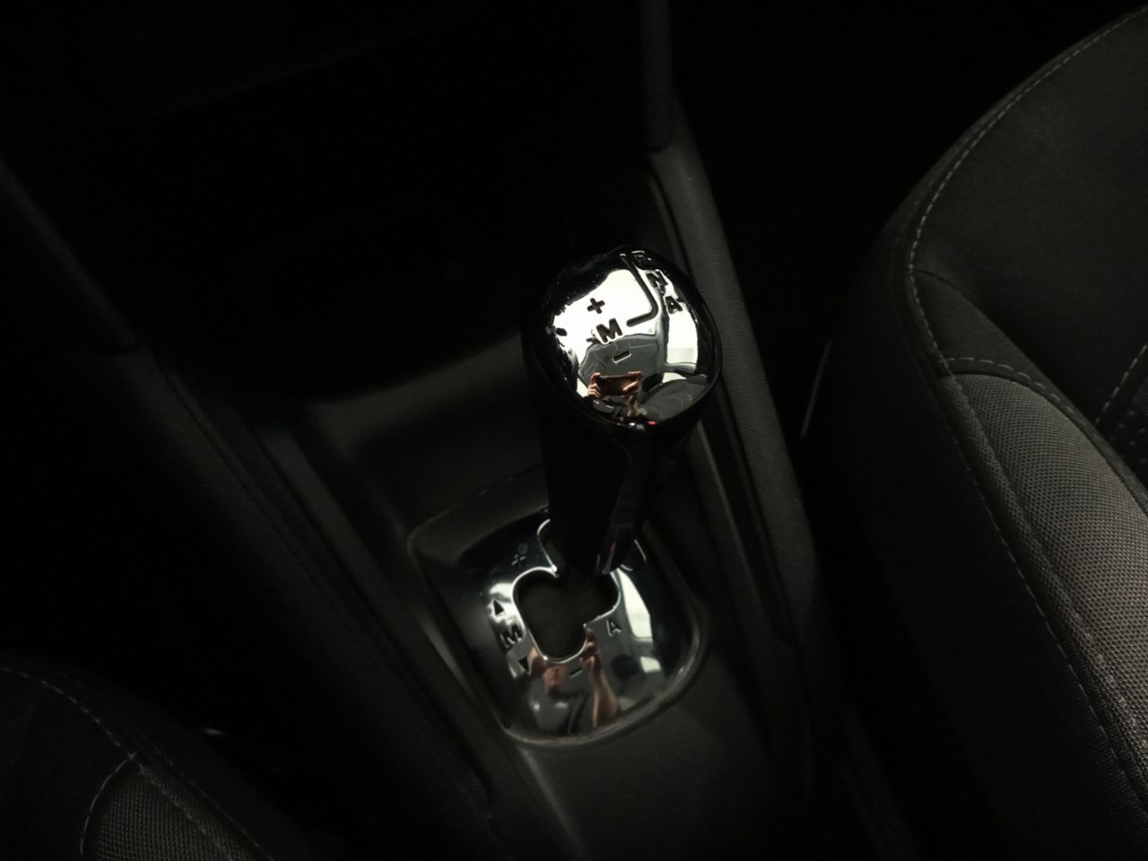 Foto Peugeot 208 12