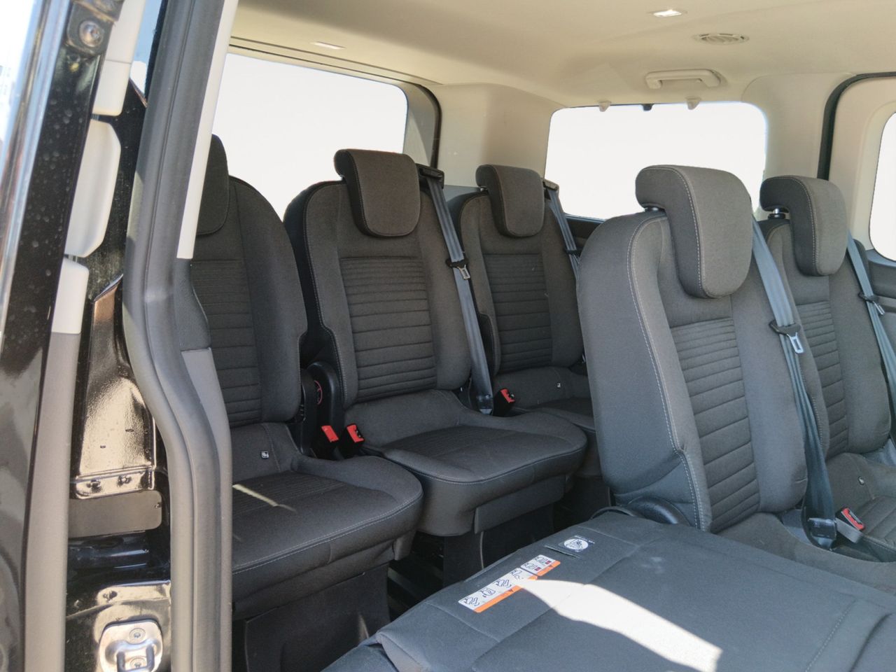 Foto Ford Tourneo Custom 10