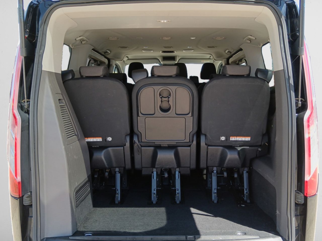 Foto Ford Tourneo Custom 11