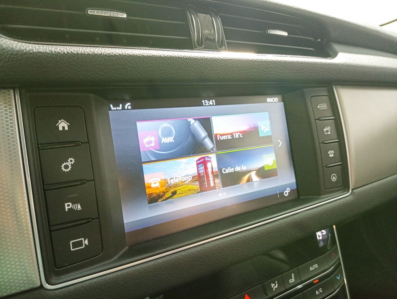 Foto Jaguar XF 27