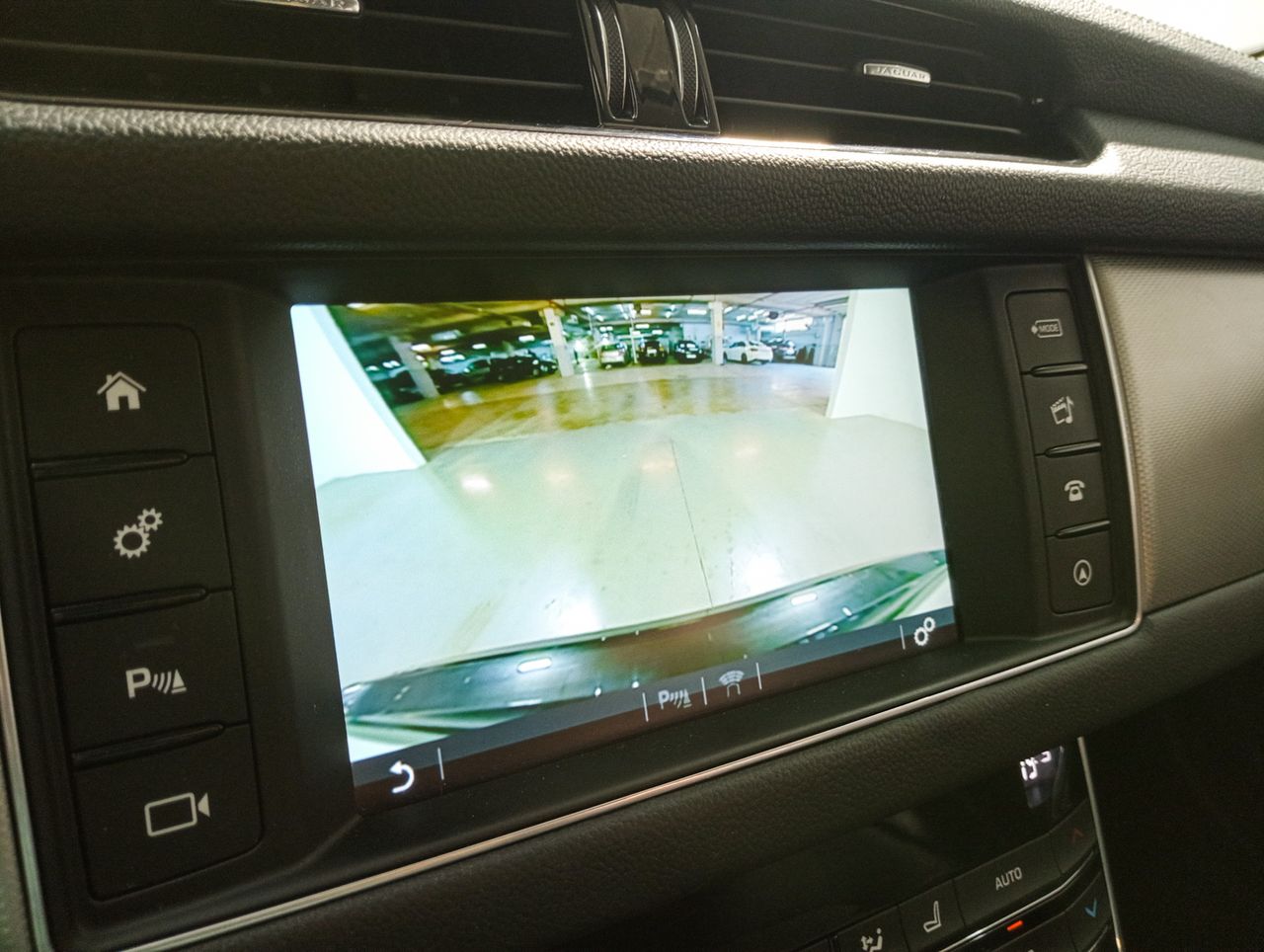 Foto Jaguar XF 28
