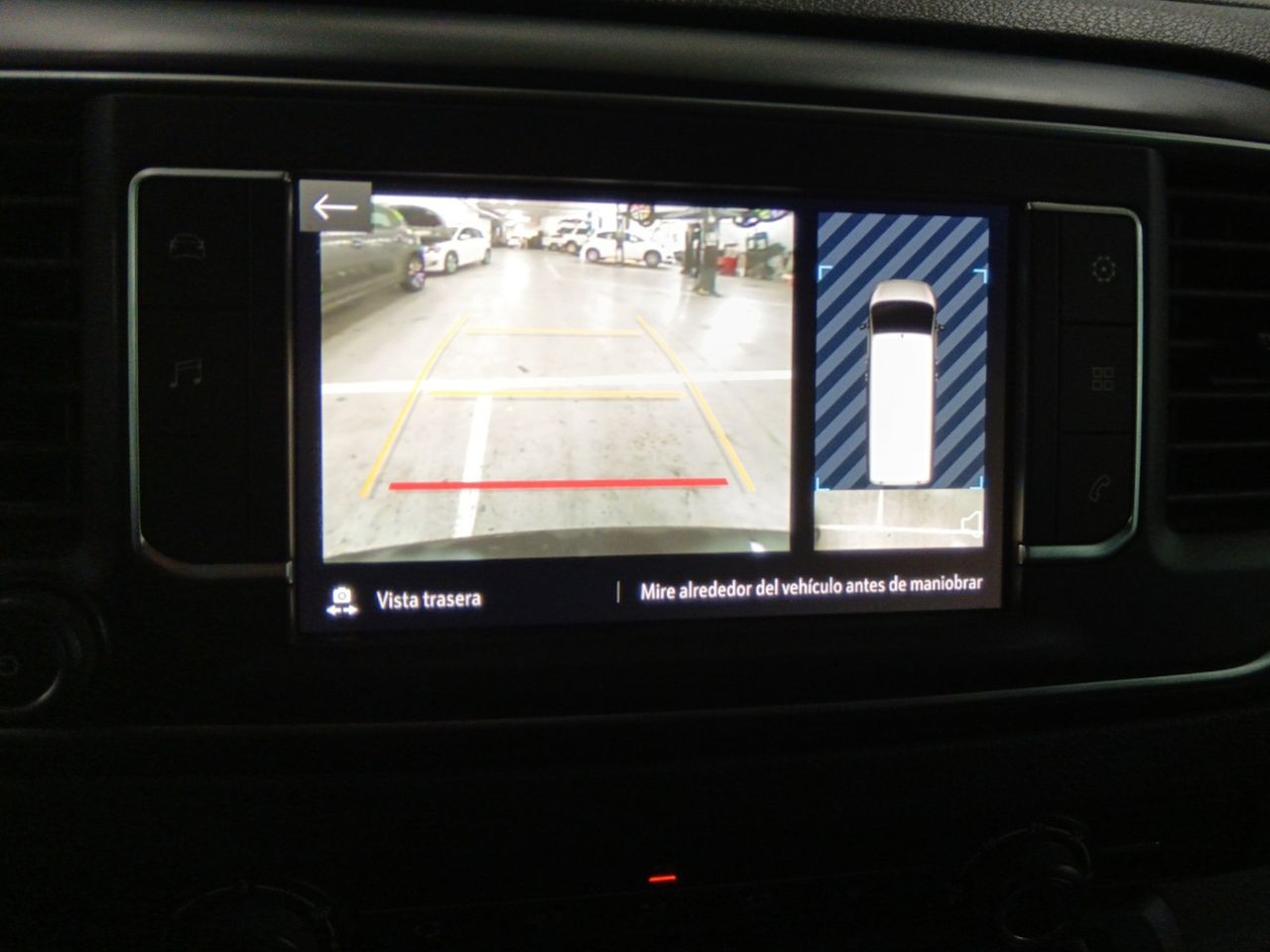 Foto Opel Vivaro 16