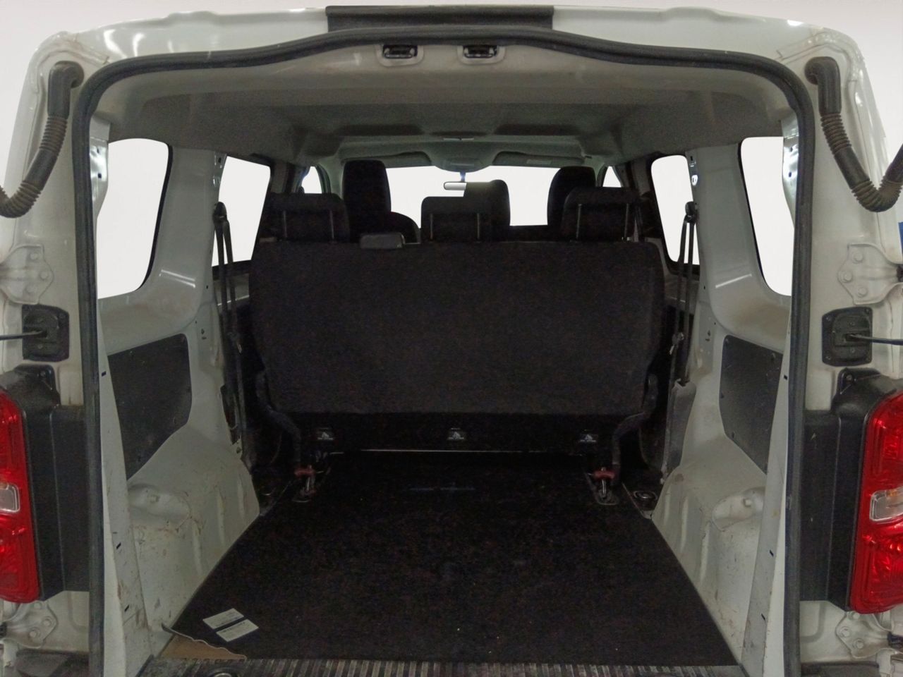 Foto Opel Vivaro 11