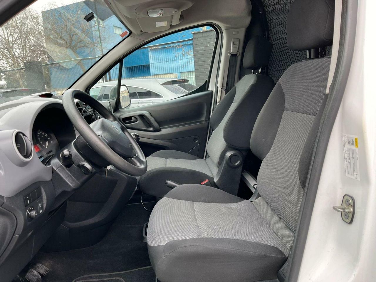 Foto Peugeot Partner 9