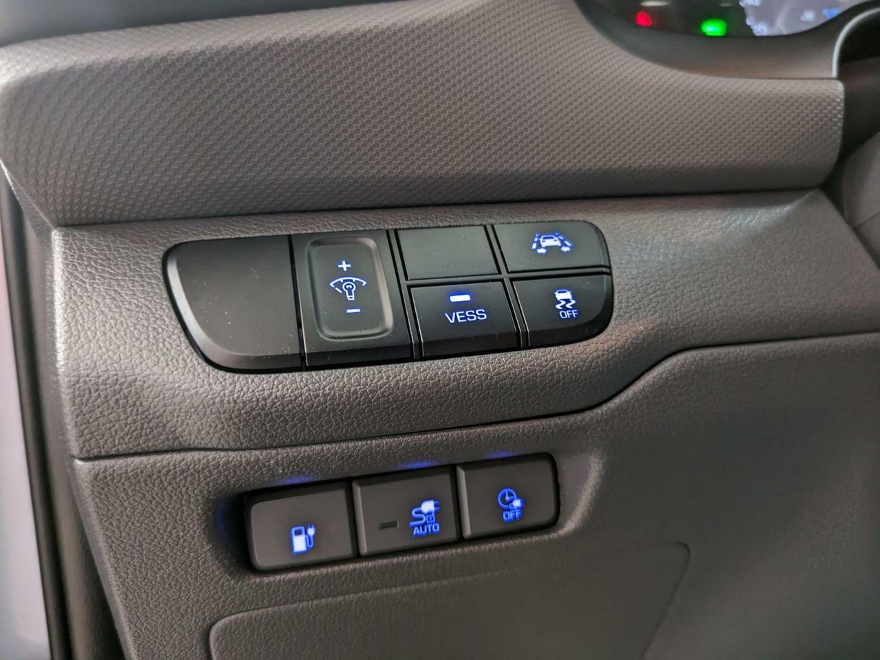 Foto Hyundai IONIQ 16