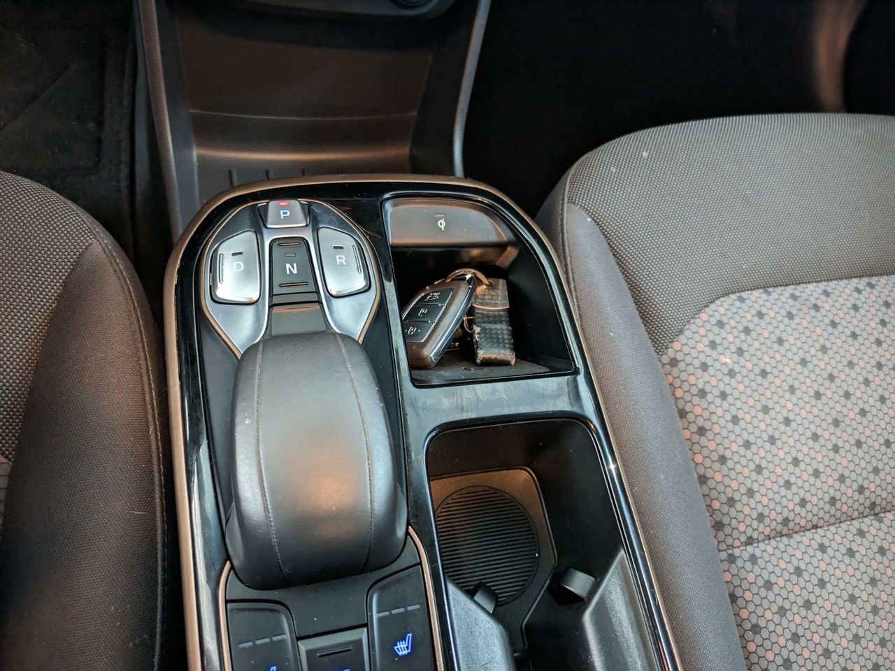 Foto Hyundai IONIQ 22