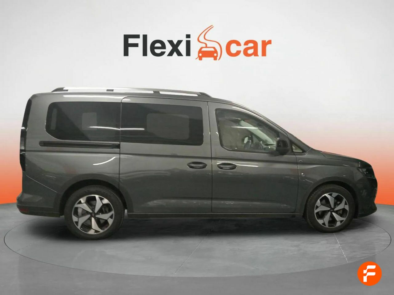 Foto Ford Tourneo Connect 8