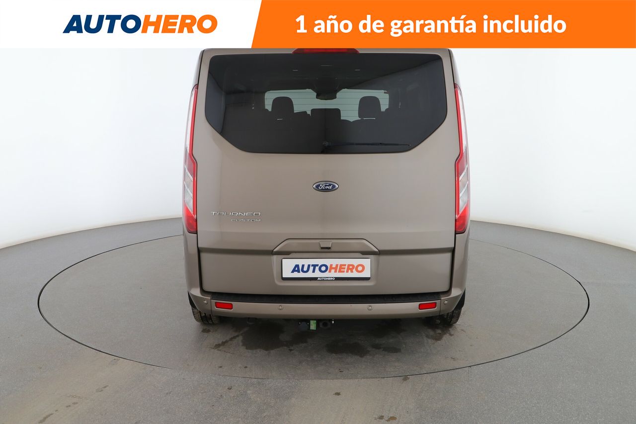Foto Ford Tourneo Custom 4