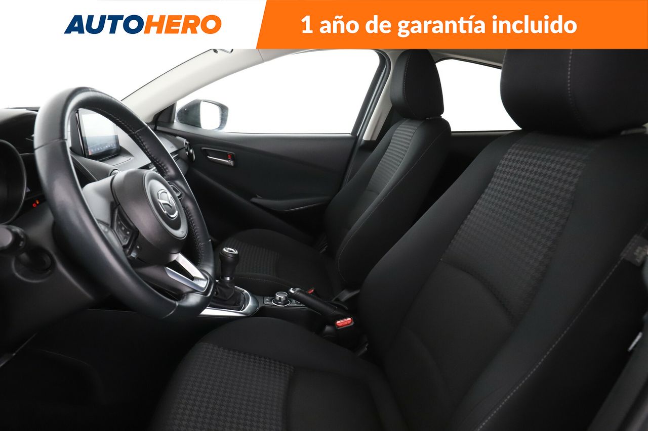 Foto Mazda Mazda2 10