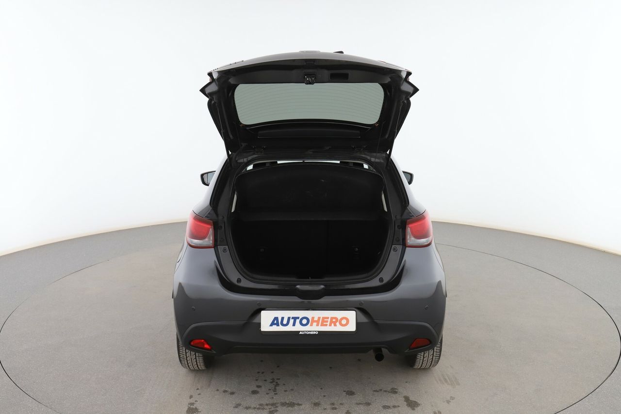 Foto Mazda Mazda2 16