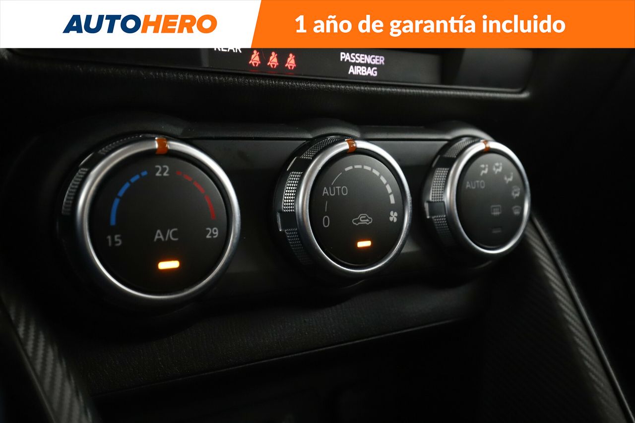 Foto Mazda Mazda2 27