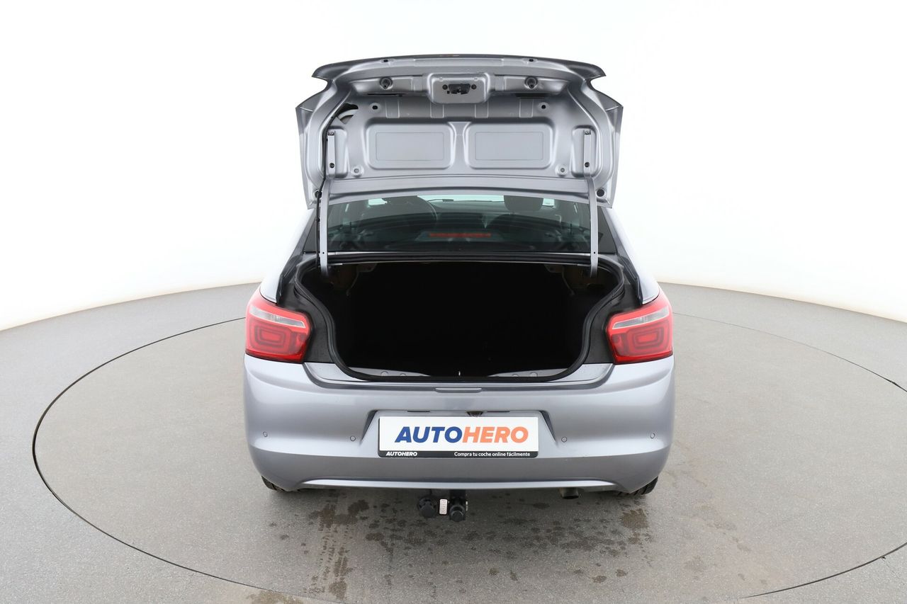 Foto Citroën C-Elysèe 16