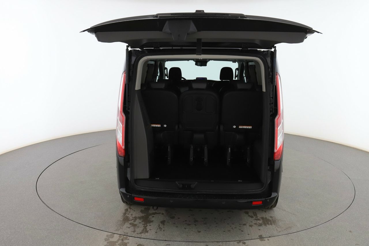 Foto Ford Tourneo Custom 17