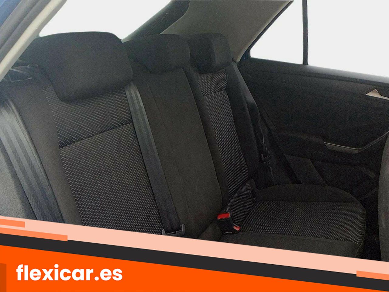 Foto Volkswagen T-Roc 13