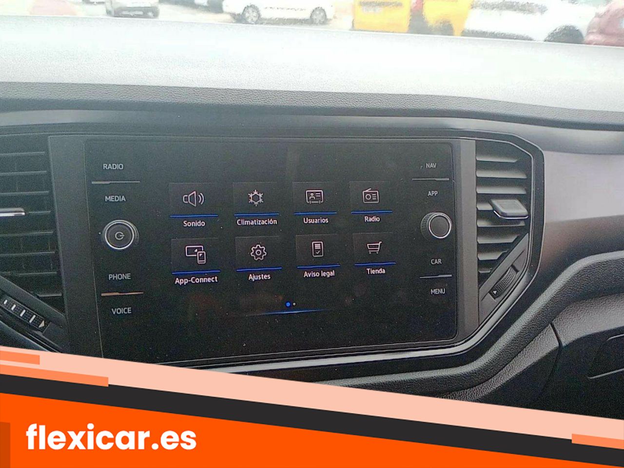 Foto Volkswagen T-Roc 18